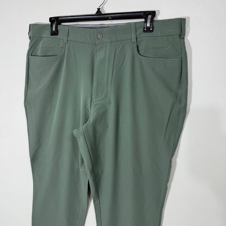 WALTER HAGEN SLIM FIT PERFORMANCE PANT WITH STRETCH