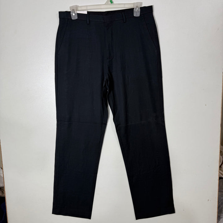 CALVIN KLEIN STRAIGHT FIT DRESS PANT BRAND NEW WITHOUT STRETCH GREY COLOUR