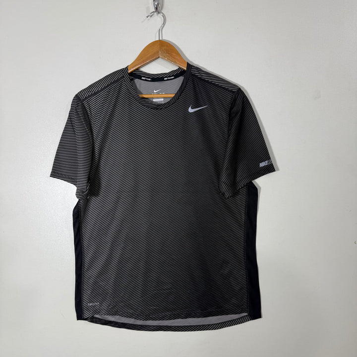 NIKE RUNNING SPORT TSHIRT