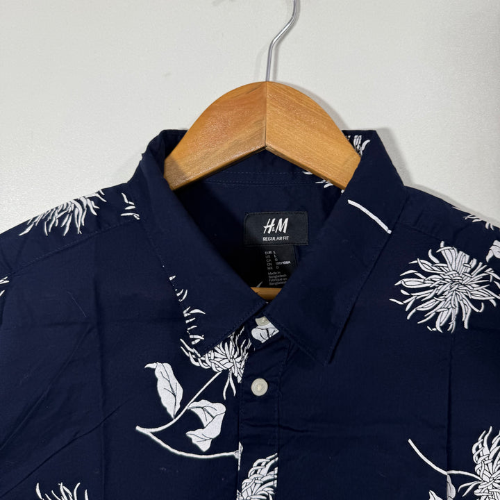 H&M REGULAR FIT HALF SLEEVES SHIRT