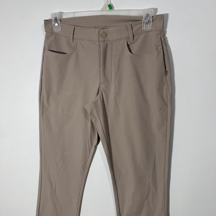 OLD NAVY ACTIVE SLIM FIT PERFORMANCE PANT WITH STRETCH