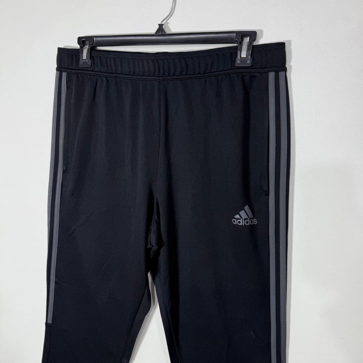 ADIDAS AEROREADY PRIMEGREEN SPORT TROUSER WITH SIDE ZIP POCKETS BLACK COLOUR