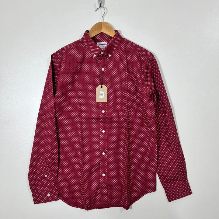 OLD NAVY BUTTON DOWN SHIRT