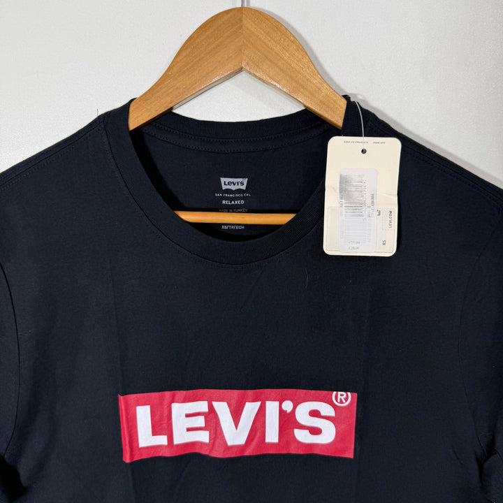 LEVIS COTTON TSHIRT BRAND NEW BLACK COLOUR