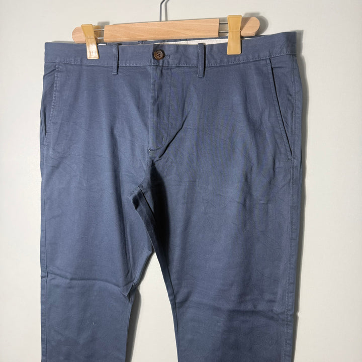 J CREW SLIM FIT COTTON CHINO PANT BRAND NEW WITH STRETCH