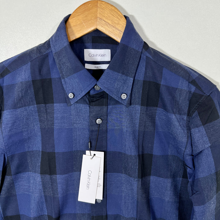 CALVIN KLEIN BUTTON DOWN SHIRT BRAND NEW