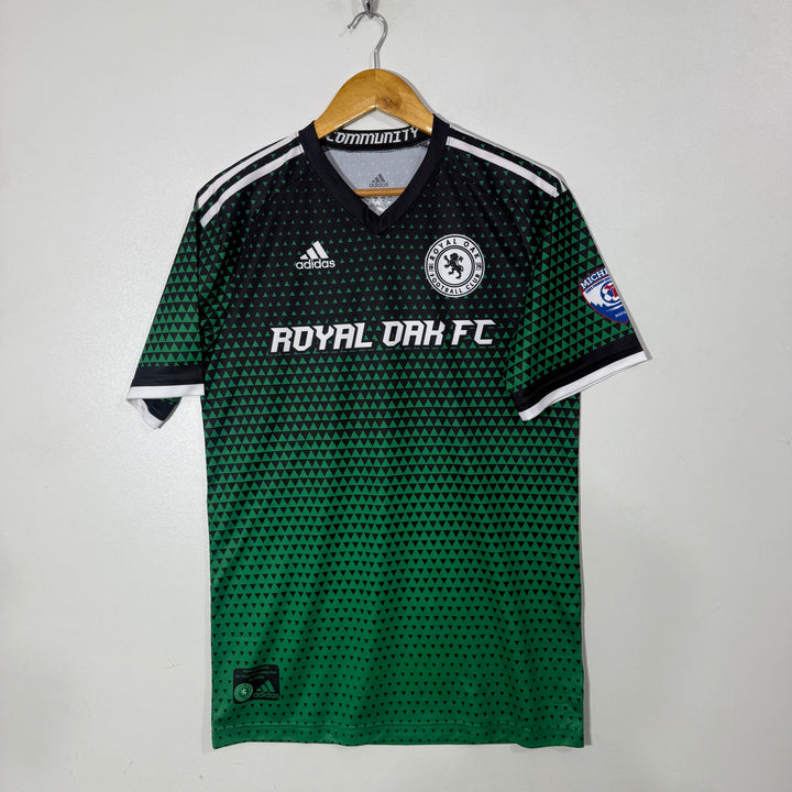 ADIDAS V NECK SPORT TSHIRT