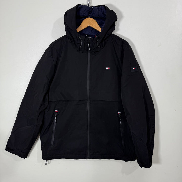 TOMMY HILFIGER WATER RESISTANT WIND RESISTANT SOFT SHELL WINDBREAKER JACKET WITH STRETCH BLACK COLOUR