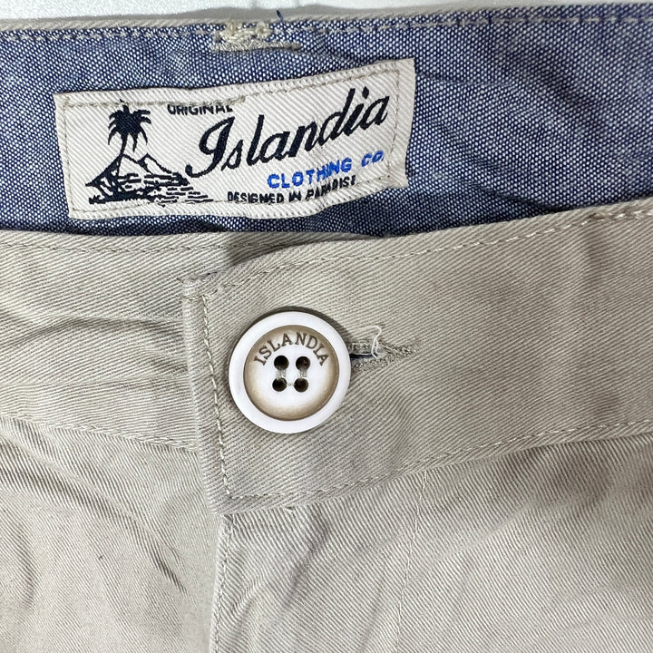 ISLANDIA COTTON SHORT BRAND NEW
