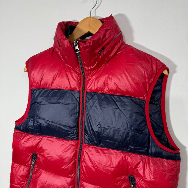 ZARA SLEEVES LESS JACKET