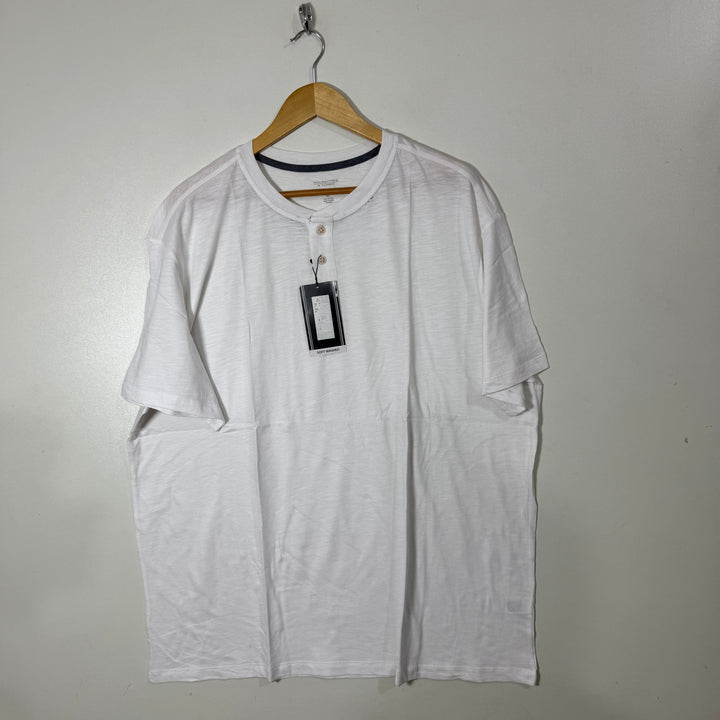 ROUNDTREE & YORKE HENLEY COLLAR COTTON TSHIRT BRAND NEW