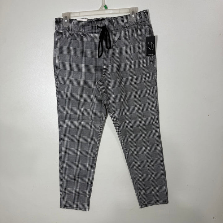 ORIGINAL USE COTTON CHECKERED JOGGER PANT BRAND NEW WITH STRETCH