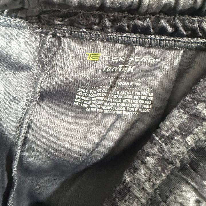 TEK GEAR DRY TEK PRINTED SPORT SHORT