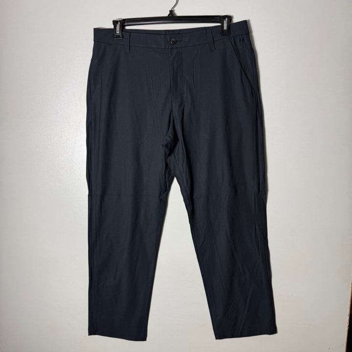 KIRKLAND STRAIGHT FIT PERFORMANCE PANTWITH STRETCH GREY COLOUR