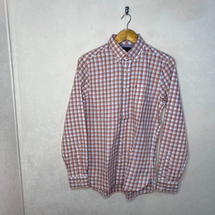 TOMMY HILFIGER CUSTOM FIT BUTTON DOWN CHECKERED SHIRT WITH STRETCH - JS BROTHERS