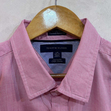 TOMMY HILFIGER CUSTOM FIT FORMAL SHIRT - JS BROTHERS