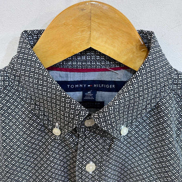 TOMMY HILFIGER CUSTOM FIT HALF SLEEVES PRINTED SHIRT - JS BROTHERS